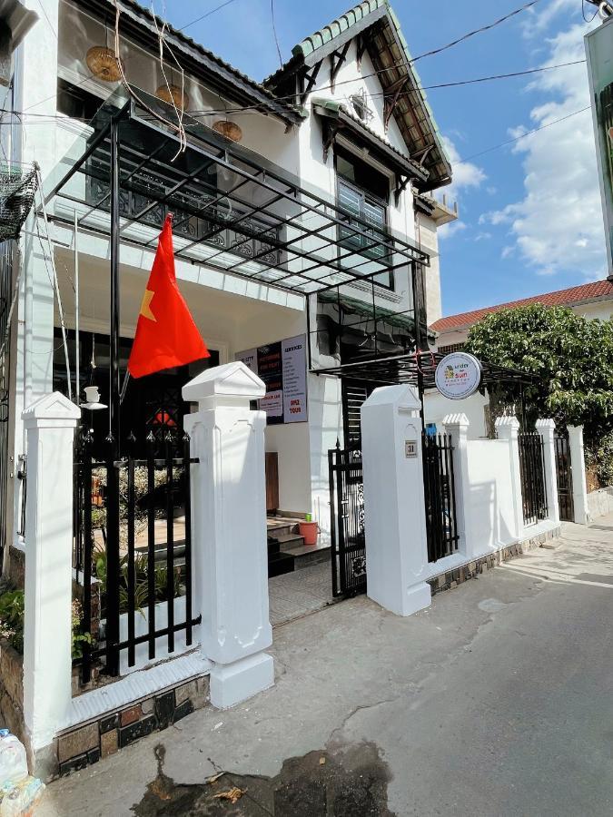 Under The Sun Homestay 顺化 外观 照片